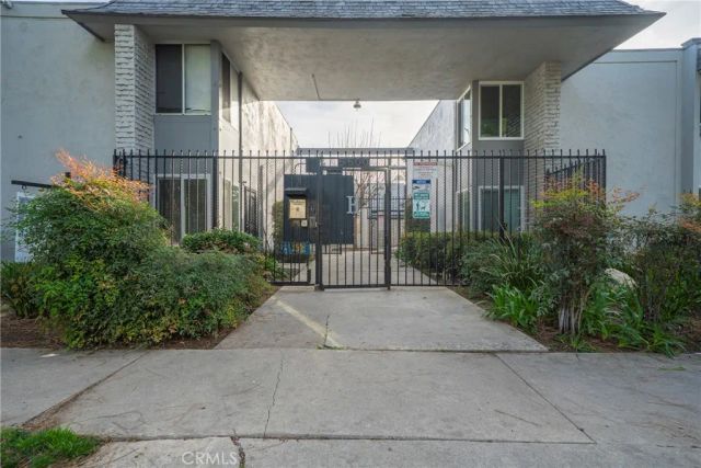 5500 Ackerfield Avenue 105, Long Beach, CA 90805