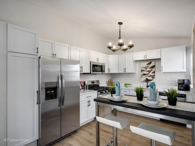 1159 Harbor Court 1159, Glendale Heights, IL 60139