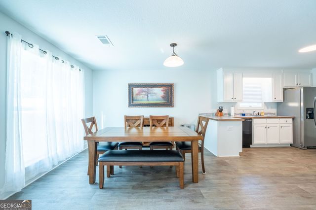 648 Walnut Drive, Hartwell, GA 30643