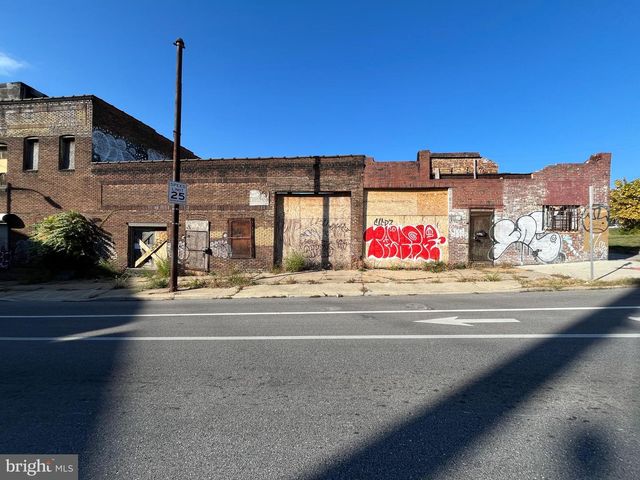 1301 N WOLFE ST, Baltimore, MD 21213