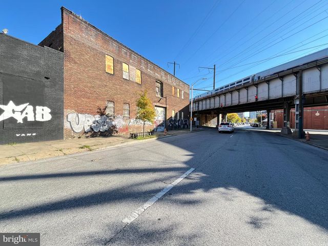 1301 N WOLFE ST, Baltimore, MD 21213