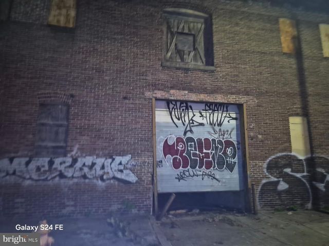 1301 N WOLFE ST, Baltimore, MD 21213