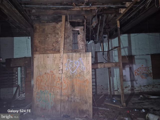 1301 N WOLFE ST, Baltimore, MD 21213