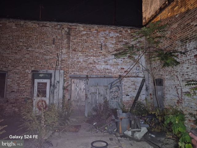 1301 N WOLFE ST, Baltimore, MD 21213