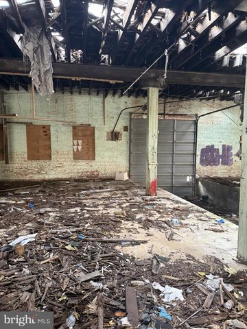 1301 N WOLFE ST, Baltimore, MD 21213