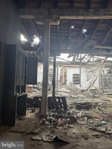 1301 N WOLFE ST, Baltimore, MD 21213