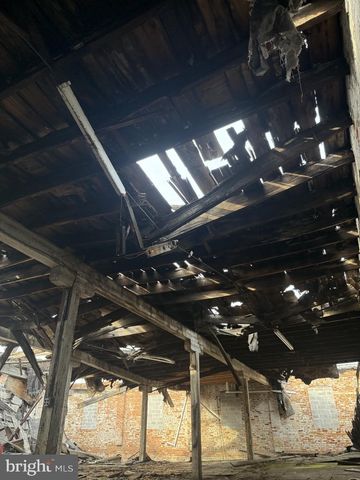 1301 N WOLFE ST, Baltimore, MD 21213