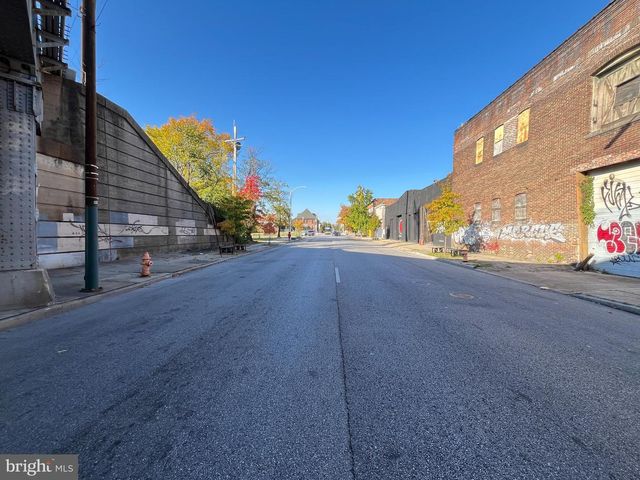 1301 N WOLFE ST, Baltimore, MD 21213