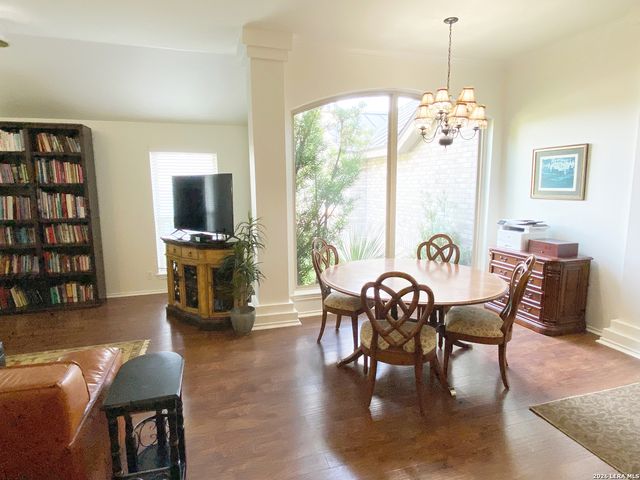 29319 Mandetta Dr, Fair Oaks Ranch, TX 78015