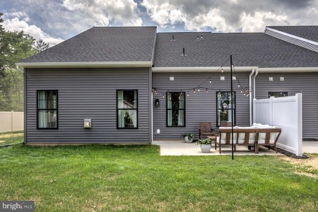 102 VILLAGE DRIVE, Millersville, PA 17551