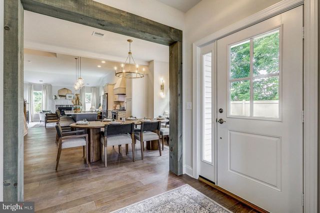 102 VILLAGE DRIVE, Millersville, PA 17551