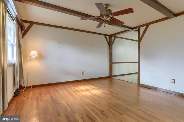 8160 SOMERSET ST, Hummelstown, PA 17036