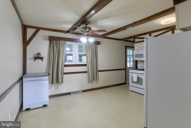 8160 SOMERSET ST, Hummelstown, PA 17036