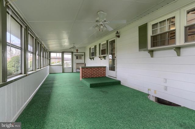 8160 SOMERSET ST, Hummelstown, PA 17036