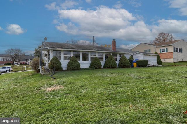 8160 SOMERSET ST, Hummelstown, PA 17036