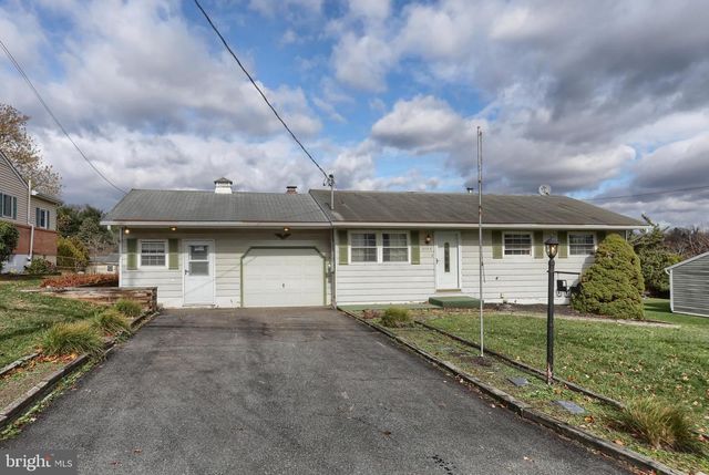 8160 SOMERSET ST, Hummelstown, PA 17036