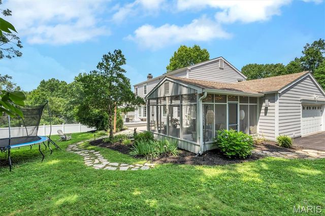 1530 Cornhill Lane, Kirkwood, MO 63122