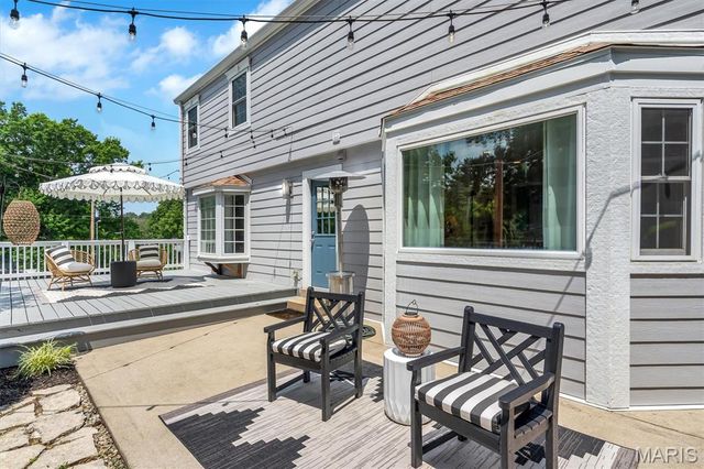 1530 Cornhill Lane, Kirkwood, MO 63122