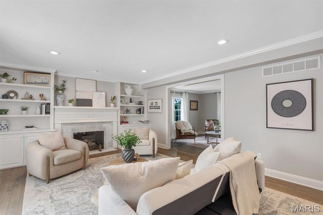 1530 Cornhill Lane, Kirkwood, MO 63122