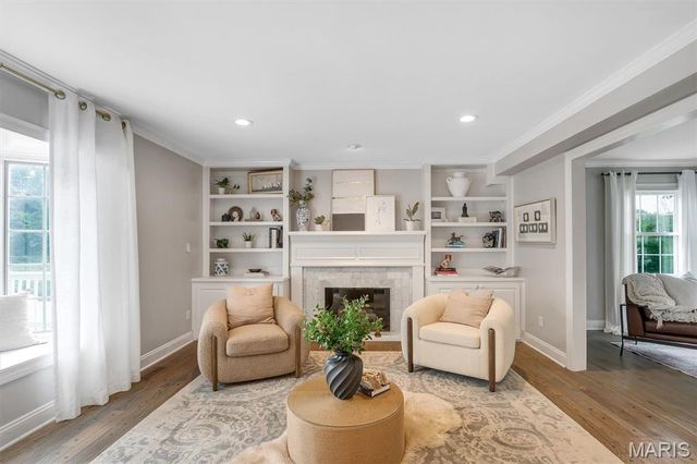 1530 Cornhill Lane, Kirkwood, MO 63122