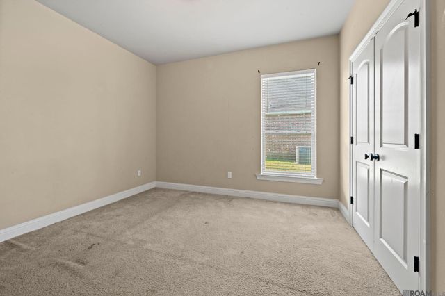 42499 Wynstone Dr, Prairieville, LA 70769