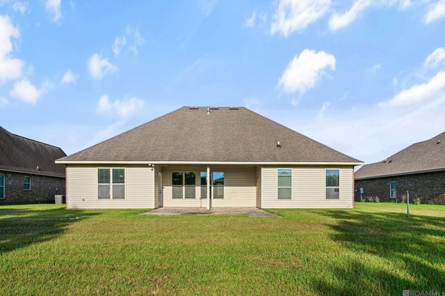 42499 Wynstone Dr, Prairieville, LA 70769
