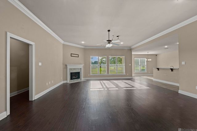 42499 Wynstone Dr, Prairieville, LA 70769