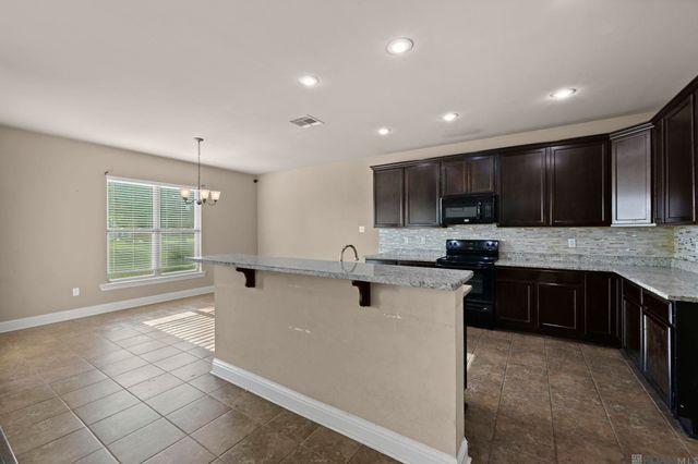 42499 Wynstone Dr, Prairieville, LA 70769