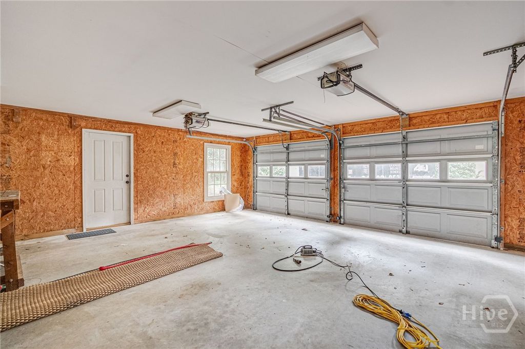 Image 24 of property listing at 9 Dr Louis Way, Savannah, GA 31411