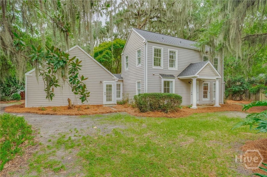 Image 26 of property listing at 9 Dr Louis Way, Savannah, GA 31411