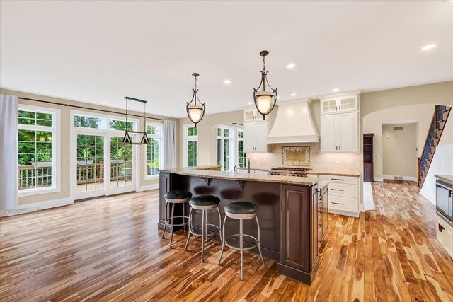 1736 Alysen Lane, Waunakee, WI 53597