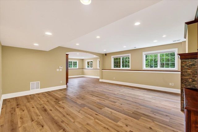1736 Alysen Lane, Waunakee, WI 53597