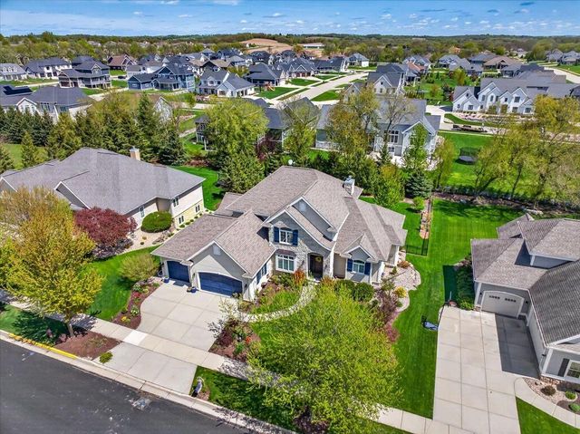 1736 Alysen Lane, Waunakee, WI 53597