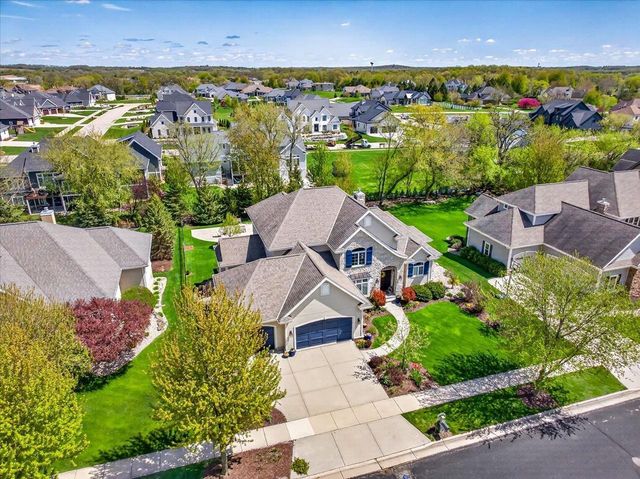 1736 Alysen Lane, Waunakee, WI 53597
