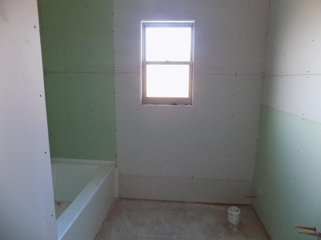 Image 10 of property listing at 9737 Jaguar Trail, San Angelo, TX 76901