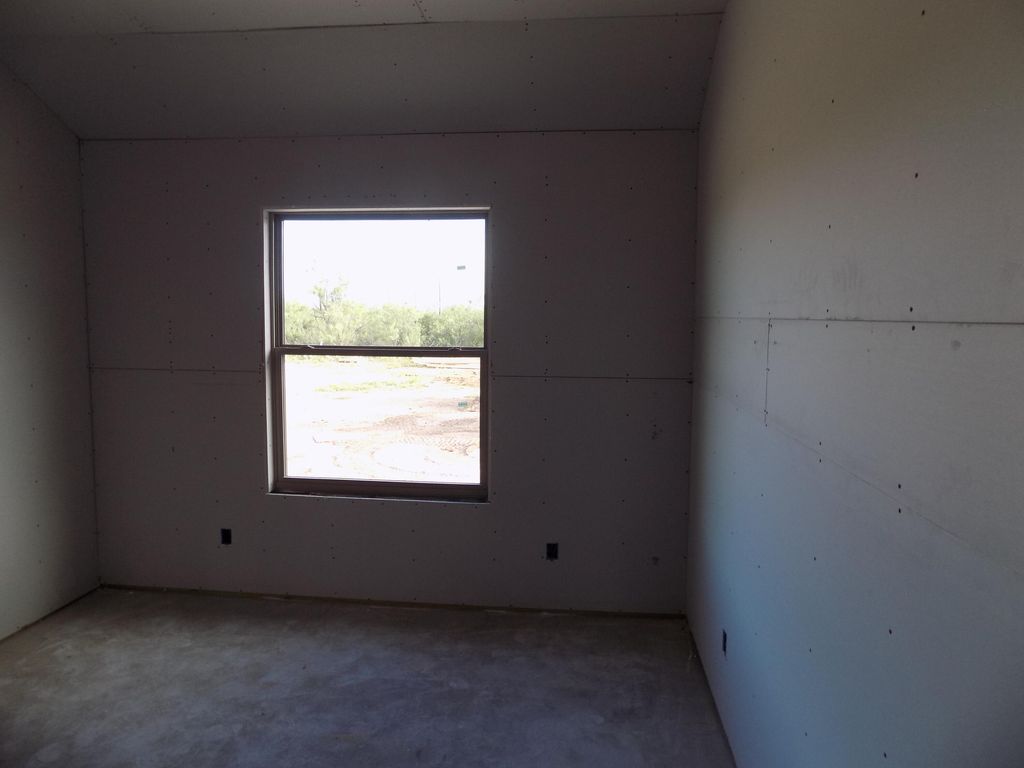 Image 9 of property listing at 9737 Jaguar Trail, San Angelo, TX 76901