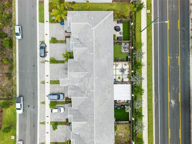 28993 SW 162nd Ct, Homestead, FL 33033