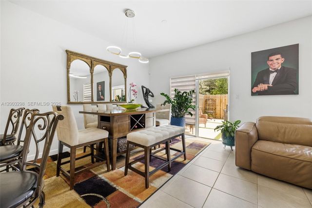 28993 SW 162nd Ct, Homestead, FL 33033