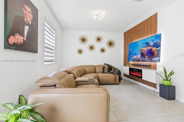 28993 SW 162nd Ct, Homestead, FL 33033