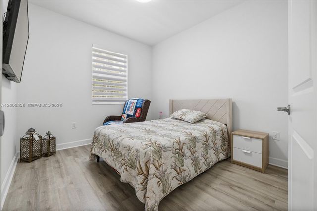 28993 SW 162nd Ct, Homestead, FL 33033