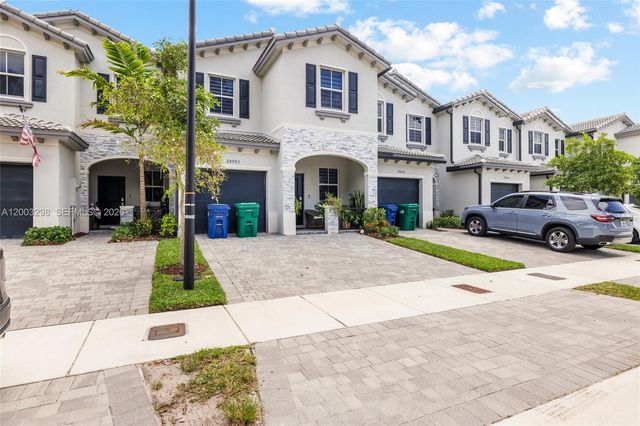 28993 SW 162nd Ct, Homestead, FL 33033