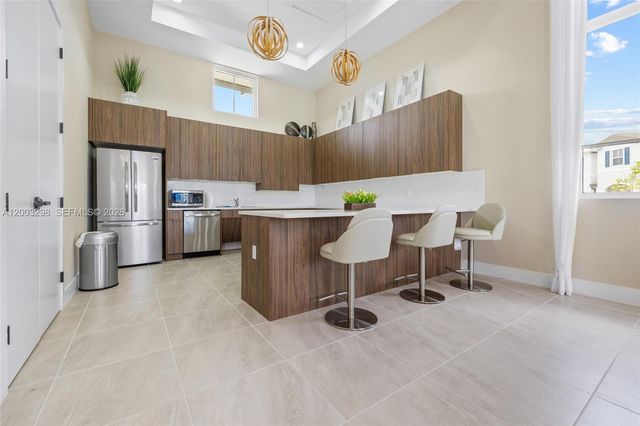 28993 SW 162nd Ct, Homestead, FL 33033