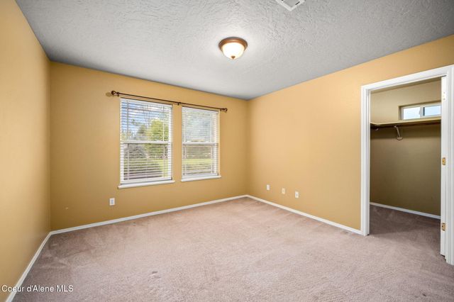2591 W Diamond Bar RD, Rathdrum, ID 83858