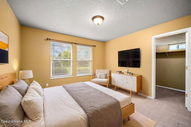 2591 W Diamond Bar RD, Rathdrum, ID 83858