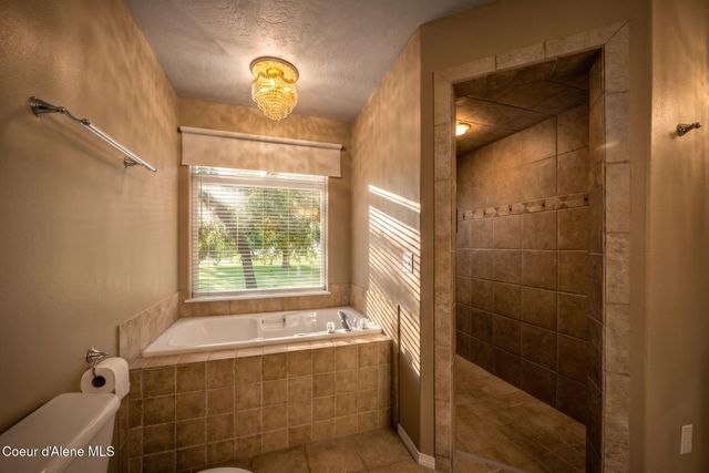 2591 W Diamond Bar RD, Rathdrum, ID 83858
