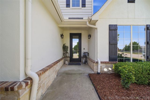 122 E 128th Street S, Jenks, OK 74037