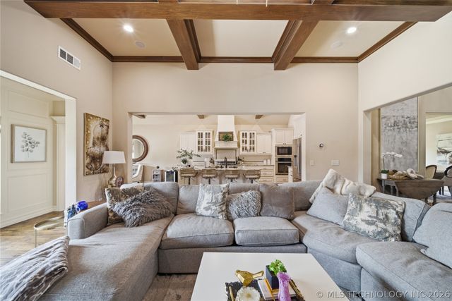 122 E 128th Street S, Jenks, OK 74037