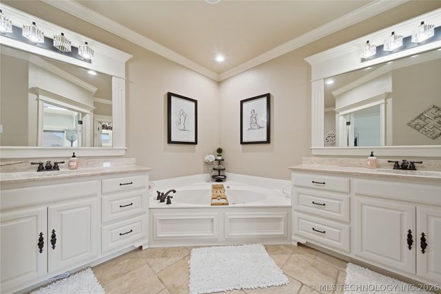 122 E 128th Street S, Jenks, OK 74037