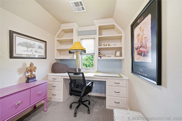 122 E 128th Street S, Jenks, OK 74037