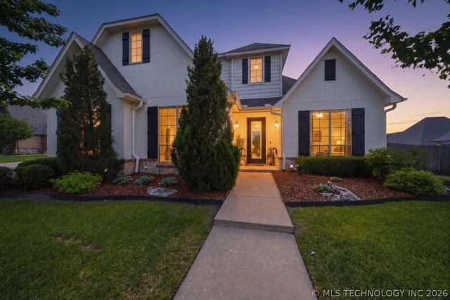 122 E 128th Street S, Jenks, OK 74037